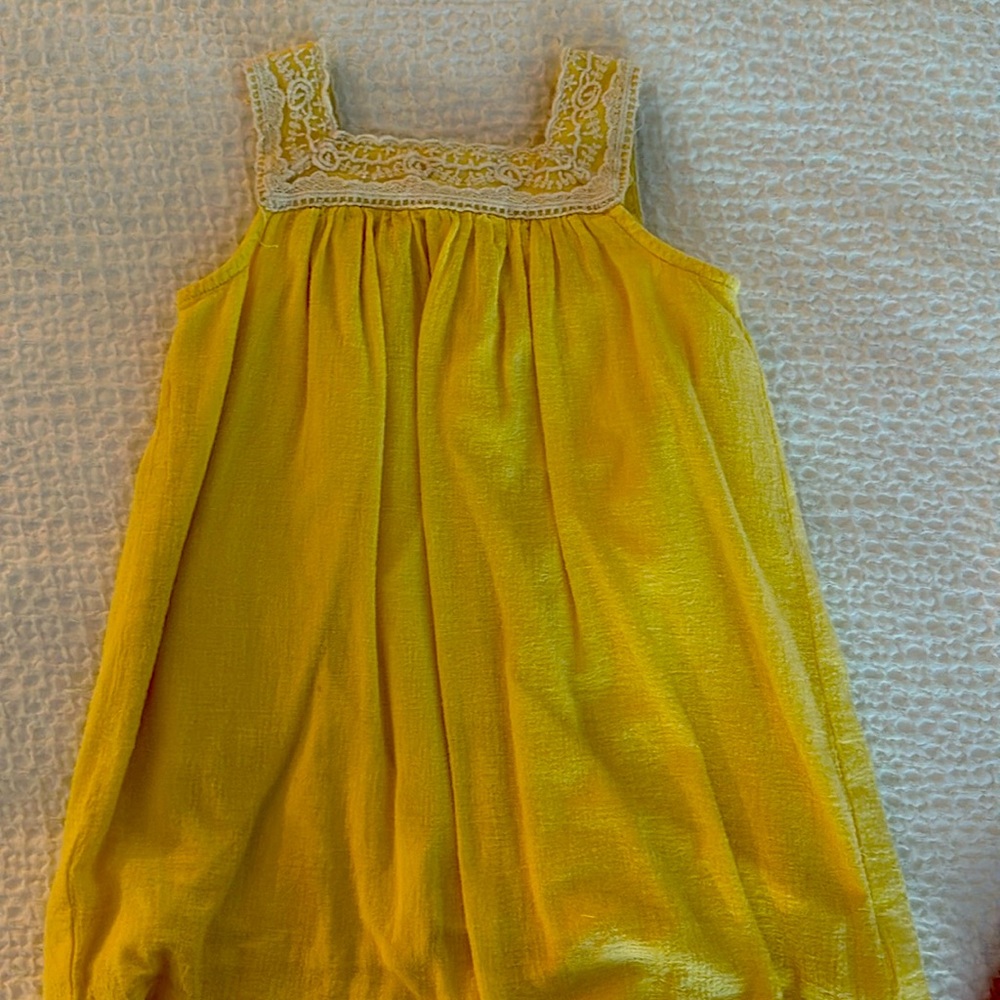 Hanna Anderson size 100 yellow crepe and lace dress worn once